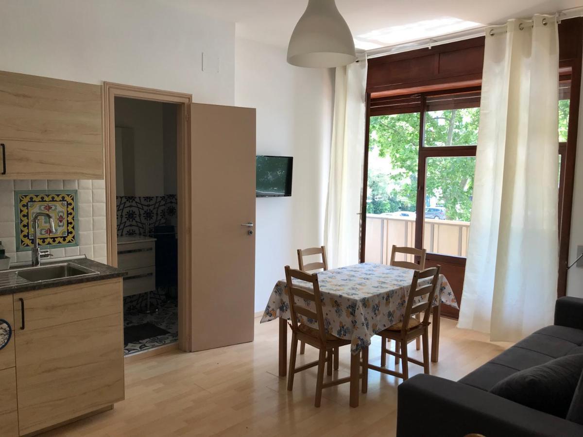 Casa Vacanza Brezza Di Maestrale Salerno Luaran gambar